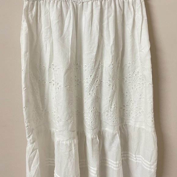 Medium- 100% Cotton White Maxi Dress - Picture 8 of 9